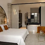 Hotel Le Grand Dieu By Sowell Collection Nîmes