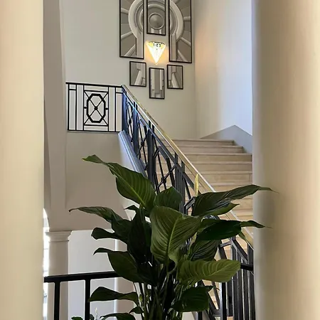 Hotel Le Grand Dieu By Sowell Collection Nîmes