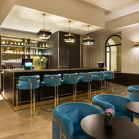 Hotel Le Grand Dieu By Sowell Collection Nîmes